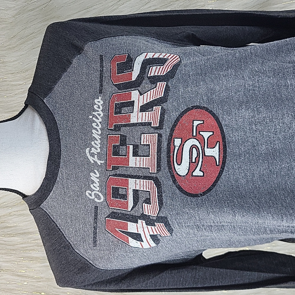 Fan Fanatics 49ers Tshirt - Picture 2 of 5